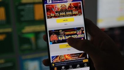 Ayo Kenali 9 Ciri Teman Kalian Telah Kecanduan Judi Online