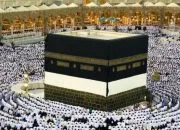 Umrah Mandiri Dilegalkan: Antara Ibadah, Pasar Bebas, dan Doa di Atas Keyboard