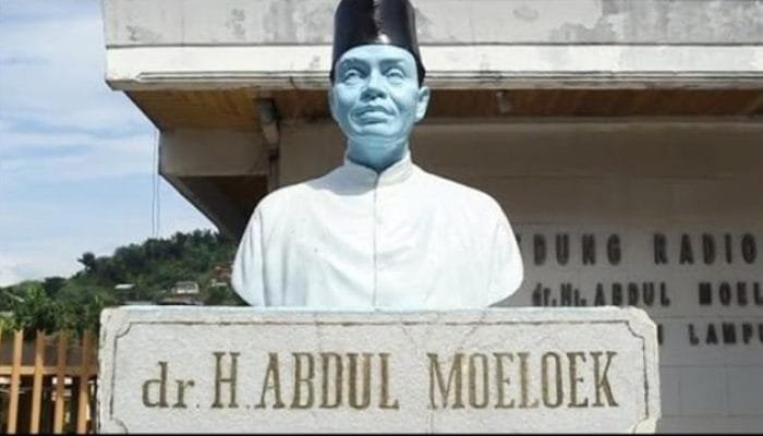 Delapan Dokter Spesialis RSUDAM “Mogok”
