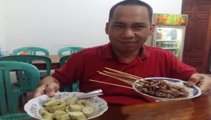 Berburu Sate Rusa di Timur Indonesia