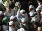 Tiba di Cengkareng, HRS Disambut Takbir