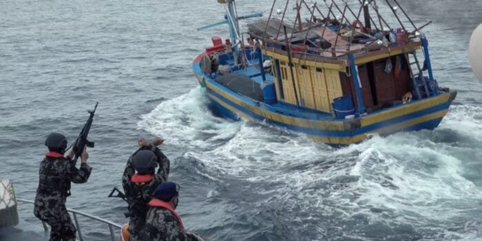 Kapal Hasil Rampasan Illegal Fishing Diserahkan untuk Nelayan