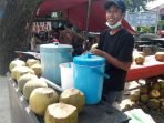 Pakar Farmakologi Ingatkan Untuk Tak Minum Air Kelapa Berlebihan