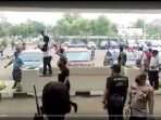 Bentrokan Antar Massa Pecah di Unkris, Satu Meninggal Penuh Luka