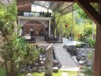 Wisata Cafe Resto Lembah Batu Heritage Dengan Suasana Pegunungan