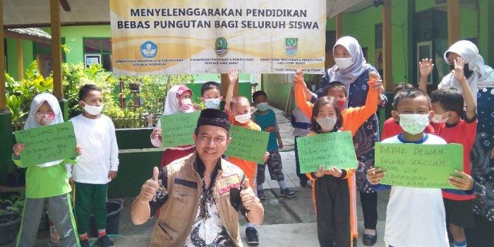 Wakil Ketua DPRD Bekasi Temukan Dua Gedung SD Memprihatinkan dan Rawan Ambruk di Tamsel