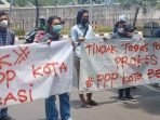 Imbuan Tetap Patuhi Prokes, Aksi Mahasiswa Juga Kritisi Solihin