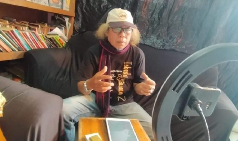 Isbedy Stiawan ZS, sastrawan Indonesia. H.B. Jassin