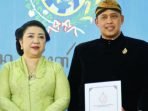 Plt Wali Kota Bekasi Dianugerahi Gelar Kehormatan oleh Keraton Surakarta