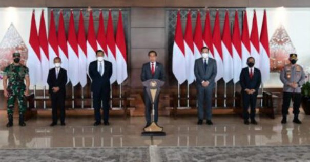 Presiden Joko Widodo beserta Ibu Iriana Joko Widodo bertolak menuju Washington DC, Amerika Serikat (AS), pada Selasa pagi, 10 Mei 2022. Foto: BPMI Setpres/Muchlis Jr