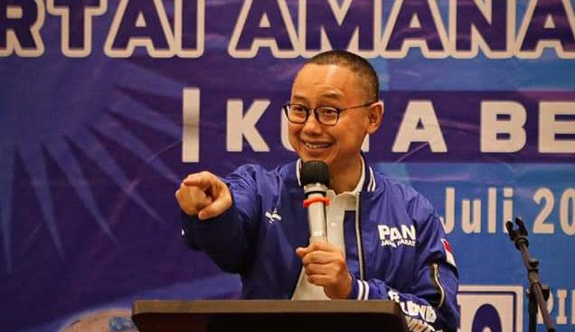 Eddy Soeparno Sekjend PAN