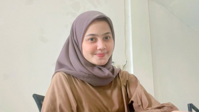 Chyka Ayulia Adinda keturunan darah sunda medan yang berprofesi sebagai Junior Associate Raflis Law Firm, (foto_cnt)