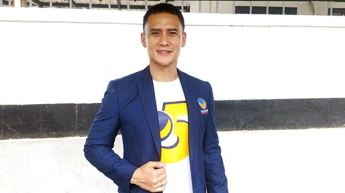Choky Sitohang Presenter bertalenta resmi menjadi bakal calon legislatif (Bacaleg) Partai NasDem Dapil 6 Bekasi-Depok