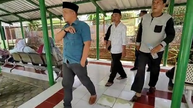 Bacaleg NasDem saat di Rumah Sakit Jiwa (RSJ) Lampung di Kurungan Nyawa, Gedong Tataan, Pesawaran, Sabtu (6/5/2023)
