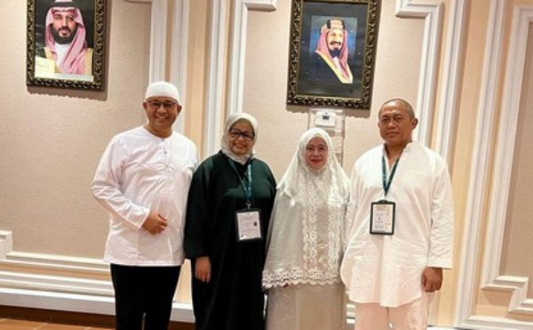 Momen istimewa saat Anies Baswedan bertemu dengan Puan Maharani diselamatkan menunaikan ibadah haji 1444 H/2023- foto Ist