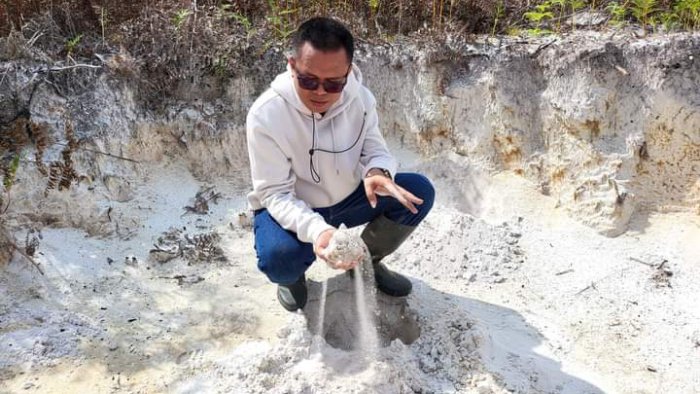 Ketua Umum Himpunan Penambang Kuarsa Indonesia (HIPKI), Ady Indra Pawennari