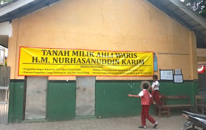 Miris SDN V Bantargebang disegel ahli waris terkait kepemilikan lahan, Rabu 30 Agustus 2023