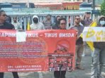 DPC LAKI Gelar Aksi, Bentangkan Spanduk Rapihkan Tikus-tikus BMSDA Kota Bekasi