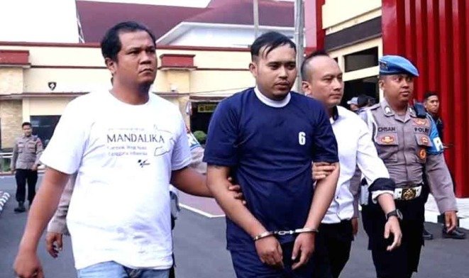 Pelaku (T) berhasil diamankan tidak jauh dari kediaman korban, pada Minggu 29 Oktober 2023