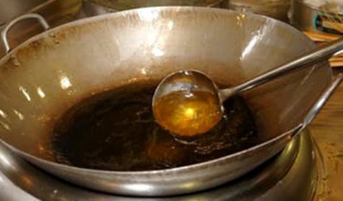 ilustrasi minyak jelantah