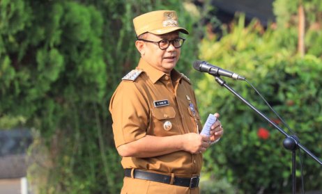 Pj Wali Kota Bekasi R Gani Muhamad