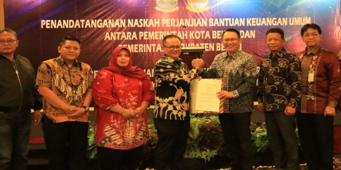Kota-Kabupaten Bekasi Tandatangani Pemberian BKU dan Pemisahan Aset Perumda TP-TB