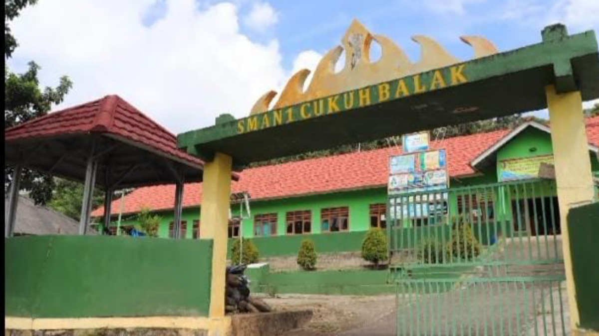 Halaman Gedung SMAN 1 Cukuh Balak, Kabupaten Tanggamus, Lampung