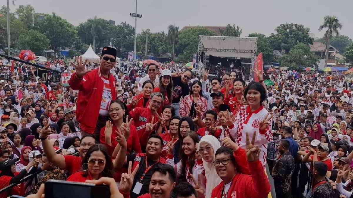 Kaesang Ketua PSI menghadiri kampanye akbra di Kota Bekasi. Ia berpesan kepada warga Bekasi tak golput pada 14 Februari 2024 ini.