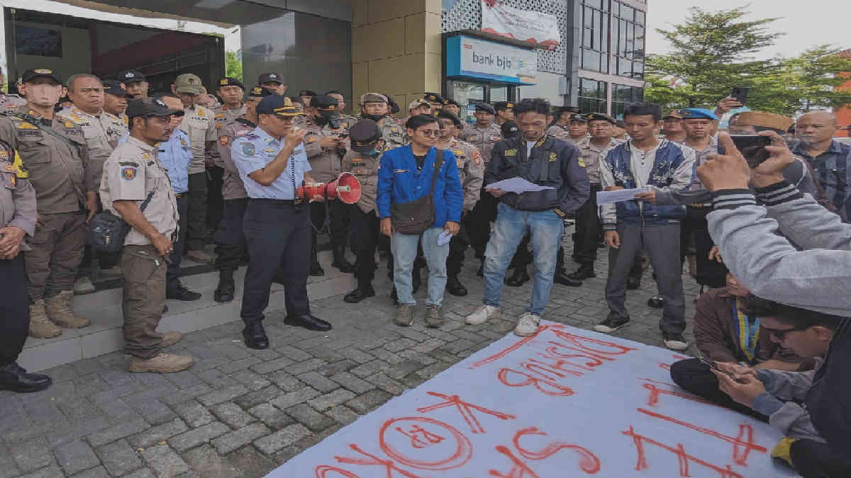 Geruduk Dishub Kota Bekasi, Mahasiswa PMII Pertanyakan Kejelasan ...