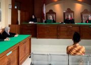 Caleg PAN Bagi ‘Angpao’ di Lampung Timur Divonis 8 Bulan