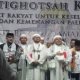 Habib Rizieq Shihab hadir di acara Istighosah Kubro PA 212 di Pademangan, Jakarta Utara, Kamis (8/2/2024)