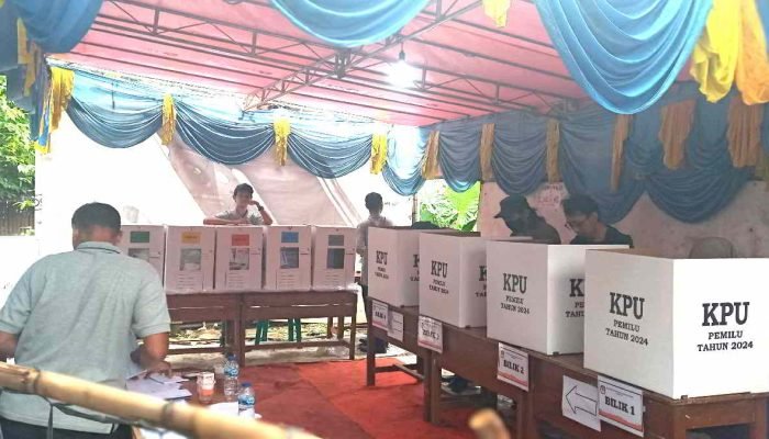 Penghitungan Suara hasil Pemilu 2024 di Kota Bekasi Sampai Subuh, Aplikasi Sirekap Error