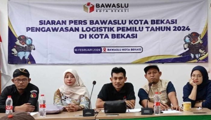 Jelang Pencoblosan, Bawaslu Kota Bekasi Pastikan Pendistribusian Logistik Pemilu Lengkap