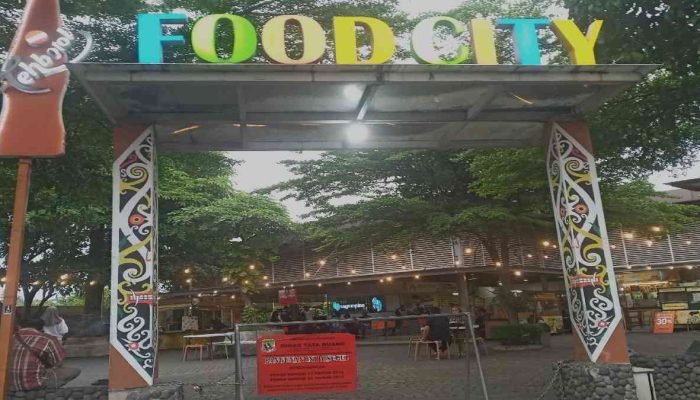 Food City Galaxy Bekasi, Tempat Nongkrong Unik dengan Pintu Masuk Tertulis Bangunan Ini Disegel