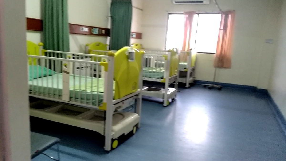 Foto - Kondisi ruang rawat inap kosong, tapi pasien bisa tiga hari di ruang IGD dengan alasan ruangan penuh, Sabtu 9 Februari 2024