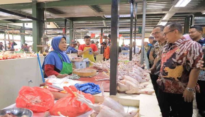 Harga Kepokmas di Kota Bekasi Meroket, Cabai Tembus Rp150 Ribu