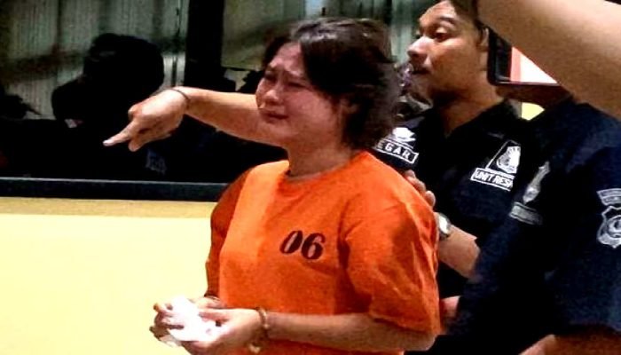 Tangis ART asal Tanggamus Pecah pada Gelaran Konfrensi Pers di Polrestro Jakarta Selatan