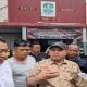 Faisal, SE, Ketua Komisi 1 DPRD Kota Bekasi saat melakukan Sidak di tempat Rekapitulasi suara Kecamatan Bekasi Timur, Minggu (03/03/24).