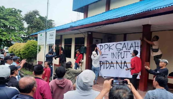 Pleno PPK Bekasi Selatan Berkali-kali Molor, Muncul Dugaan Ada Kongkalikong