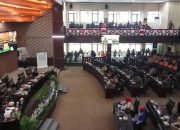 Nama Tri Adhianto Tak Disebut Pernah Jadi Wali Kota dalam Paripurna HUT ke-27 Kota Bekasi