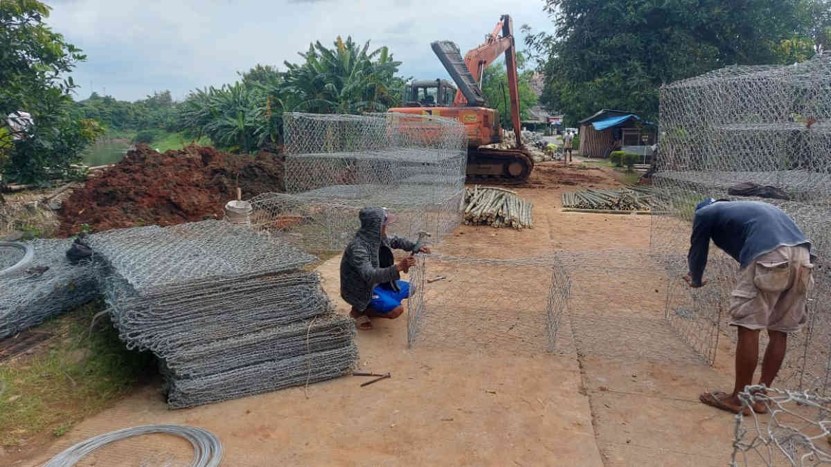 BBWSCC (Balai Besar Wilayah Sungai Cileungsi Cikeas) yang langsung melakukan penanganan darurat dengan menurunkan alat berat setelah mendapat laporan dari KP2C.