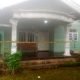 Rumah Gito di Simpang Kayat, Bandar Agung, Sribhawono, Lampung Timur di police line setelah kejadian pembacokan dan minum obat rumput, Minggu 31 Maret 2024