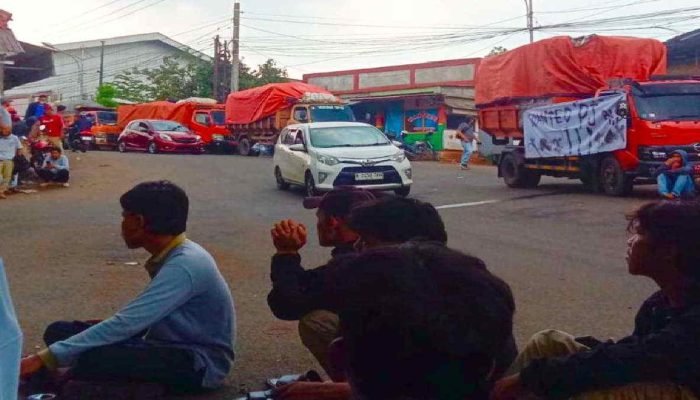 Jelang Idulfitri, Ratusan PHL Kaliasem Hanya Diberi BLT, Hak Mereka Tiga Bulan Tak Cair