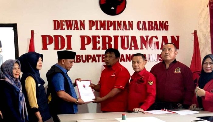 Kembalikan Berkas ke PDIP, Kurnain Berharap Bisa Kolaborasi Majukan Tanggamus