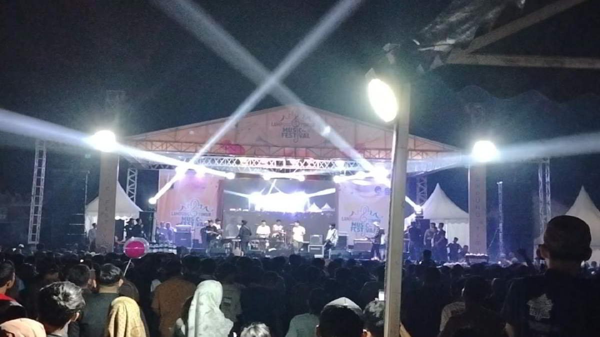 Satu mobil pickup milik warga hilang di parkiran saat nonton Lampung Timur Musik Festival dengan Bintang Tamu Andika Kangen Band, pada Minggu malam 26 Mei 2024- foto Jali