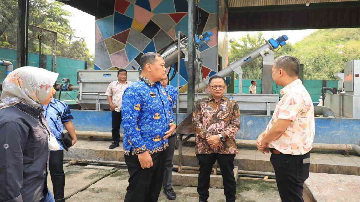 Pj. Wali Kota Bekasi Gani Muhamad lakukan monitoring ke lokasi UPTD PALD