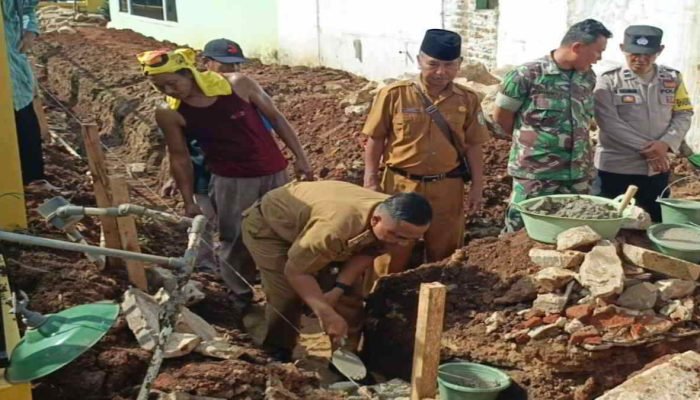 50 Tahun, Balai Pekon Rejosari Baru Dilakukan Pemugaran Melalui Dana Desa 2024