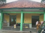 Aula Kelurahan Bekasi Jaya Mulai Dibongkar, Oknum ASN Belum Kembali Uang Kontraktor Rp30 Juta