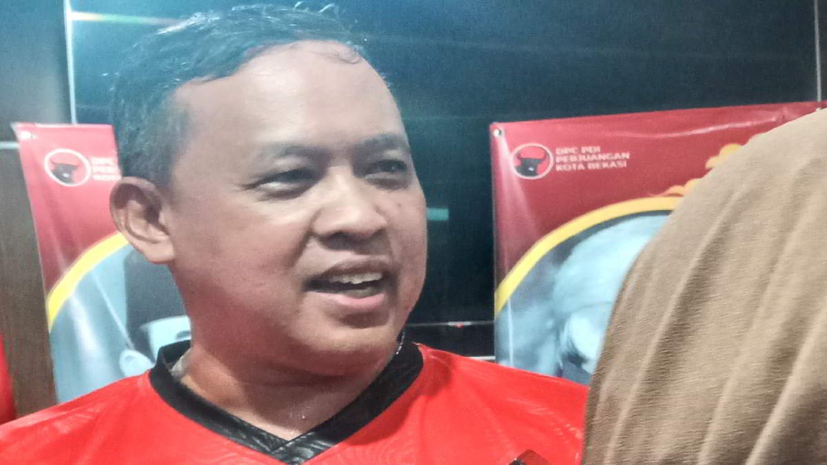Tri Adhianto Ketua DPC PDI Perjuangan dan mantan Wali Kota Bekasi- foto doc