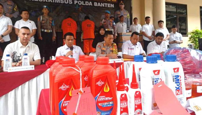 Polisi Bongkar Produksi Oli Palsu di Banten, Sudah Beredar hingga Kalimantan